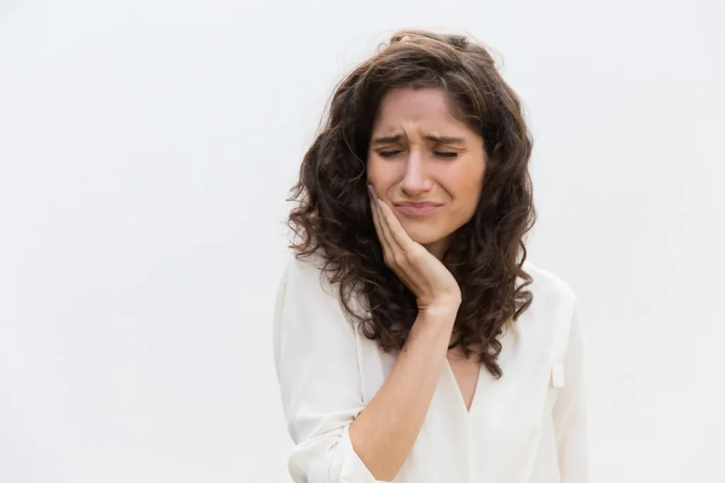 Bruxismo: por qué aprietas los dientes y cómo ayuda la fisioterapia